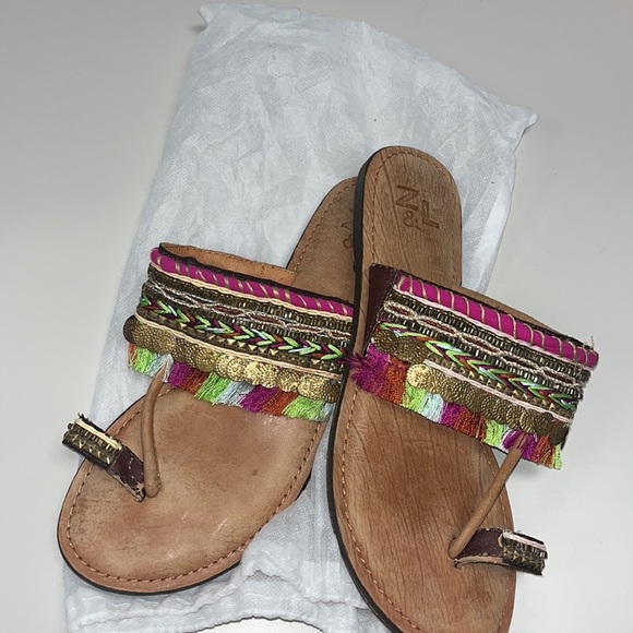 Anthropologie Z&L boho coin embellished fringe style leather flip flops size 39 - Picture 16 of 16